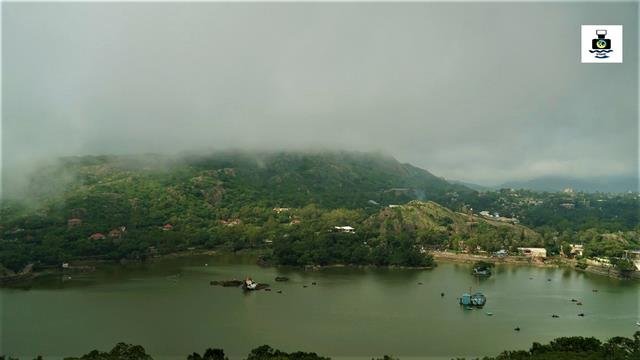 nakki lake in mount abu ki photo